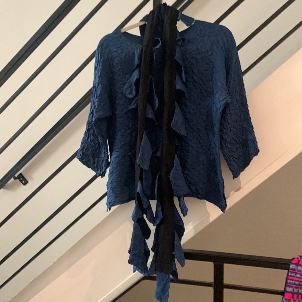 Silk handcrafted blue blouse and funky scarf black and blue set size small